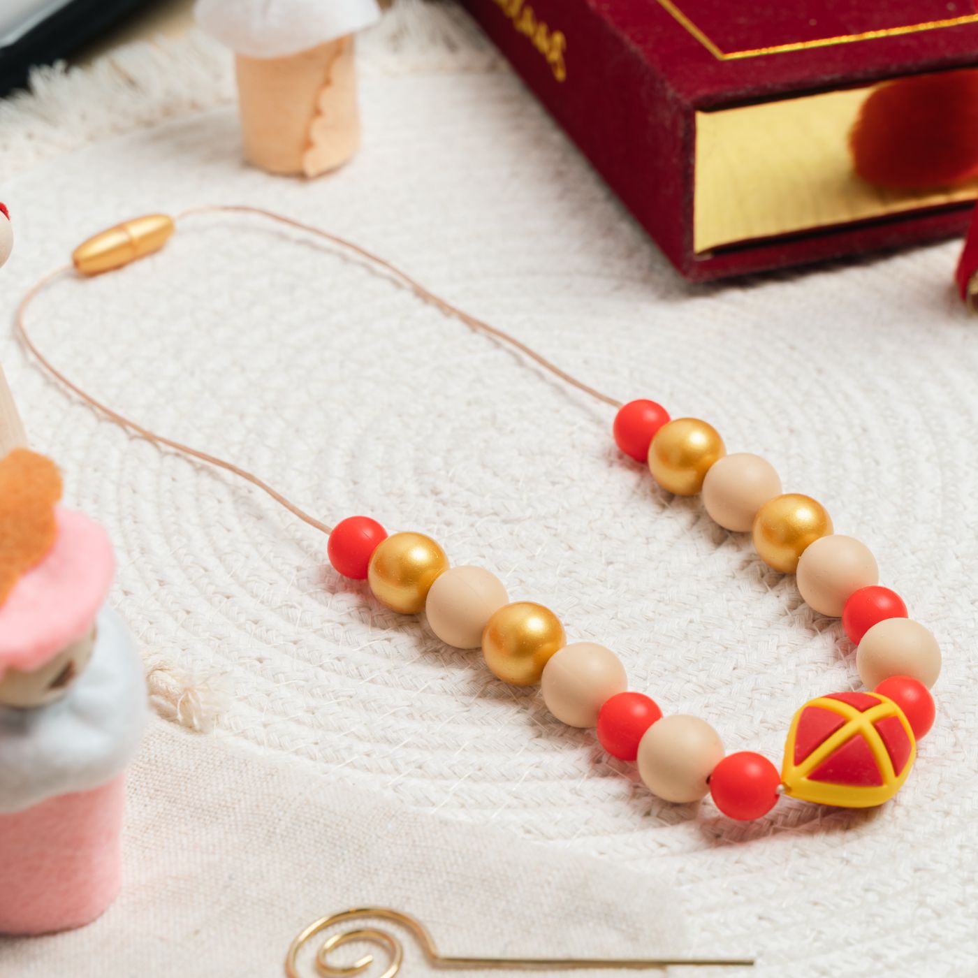 Sinterklaas ketting mijter